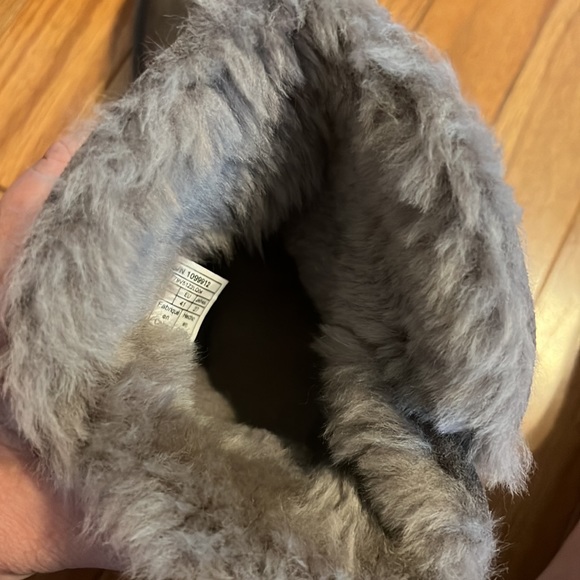 NEW UGG Boots Mini Bow Twist Gray Size 10 - Picture 4 of 10